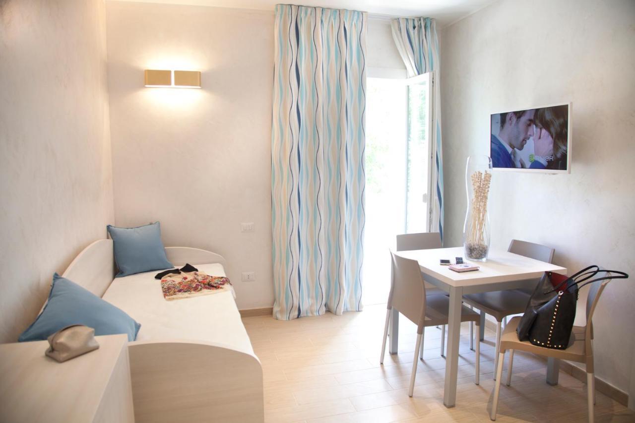 Marina Beach Aparthotel Rimini Exterior photo